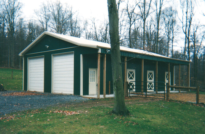 142 – Equestrian Pole Barn With Lean-To