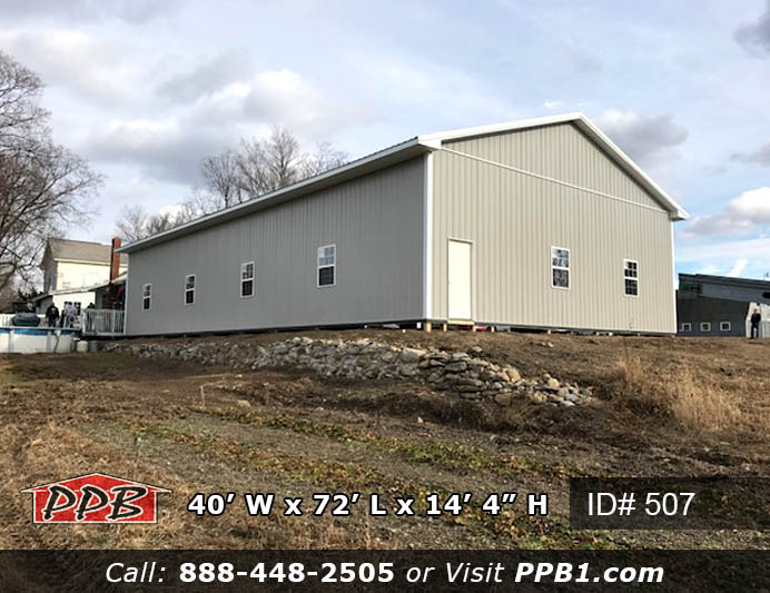 Two-Tone Pole Building Dimensions: 40’ W x 72’ L x 14’ 4” H (ID# 507) 40’ Standard Trusses, 4’ on Center 4/12 Pitch Two-Tone Pole Building Colors: Siding: Upper Color: Ash Gray Lower Color: Charcoal Roofing Color: Charcoal Trim Color: Brite White