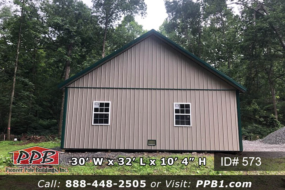 Pole Building Dimensions: 30’ W x 32’ L x 10’ 4” H (ID# 573) 30’ Attic Trusses, 2’ on Center, 8/12 Pitch Colors: Siding Color: Clay Roofing Color: Ivy (Green) Trim Color: Ivy (Green)